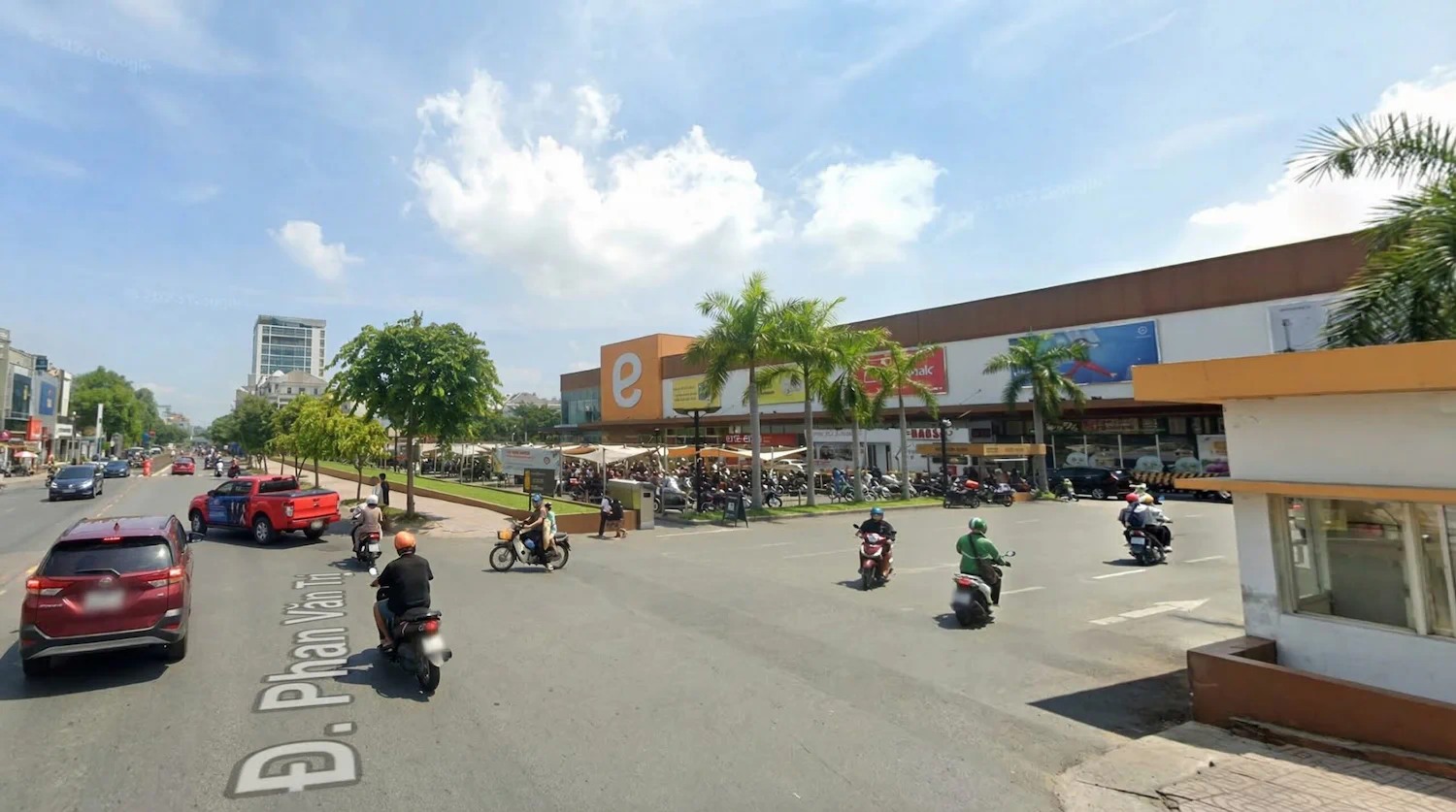 Can Ho Dich Vu Gan Emart Go Vap