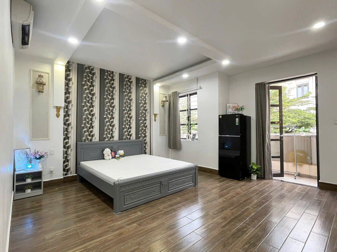 Căn hộ 35M2 ngay Công viên Làng Hoa