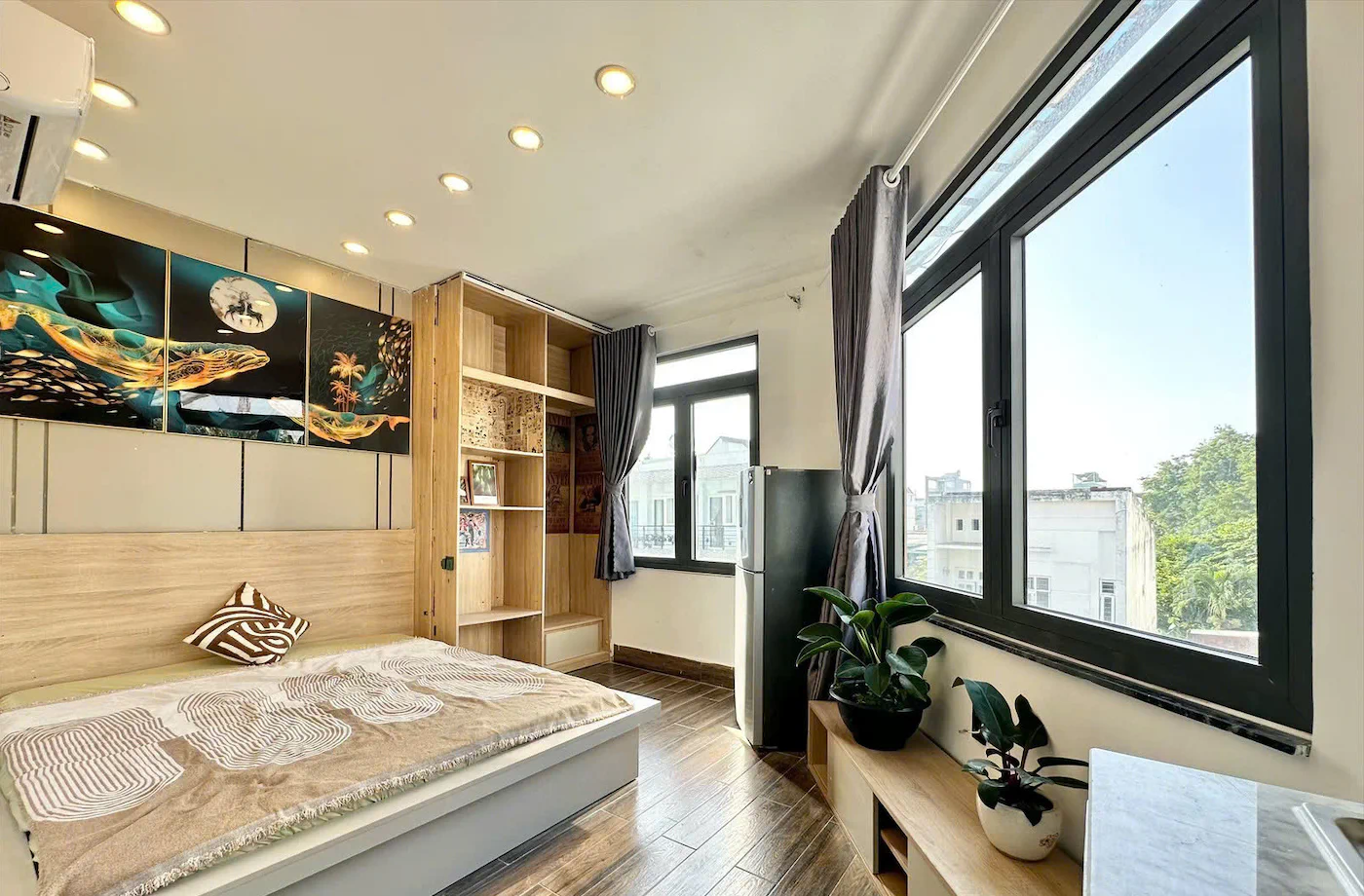 Căn hộ mới xây Ban công riêng Ngay Phan Huy Ích