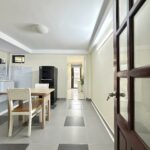 Căn hộ dịch vụ ban công 1 phòng ngủ gần chợ Hạnh Thông Tây - anh 1