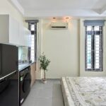 Căn hộ dịch vụ có máy giặt riêng gần chợ Hạnh Thông Tây - anh 2