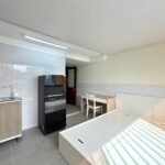 Căn Hộ Dịch Vụ 1 Lầu 1 Trệt Mới 100% Gần Chợ Hạnh Thông Tây - anh 2